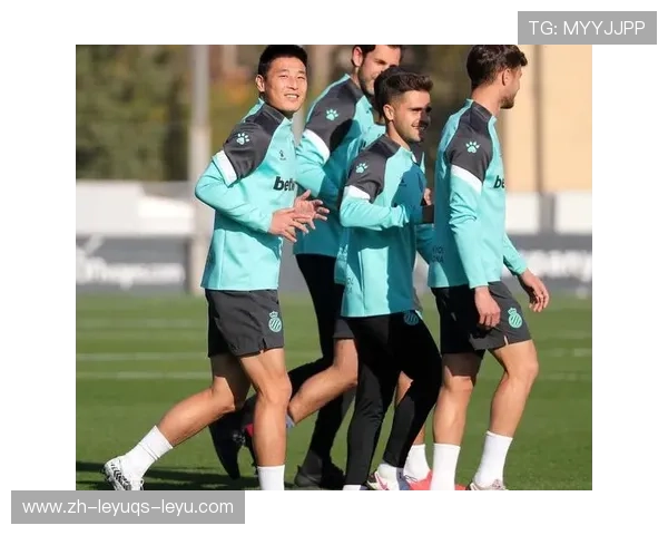 西甲联赛外援制度演变与球队引援策略对比